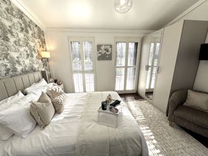 Photo 6- click for photo gallery